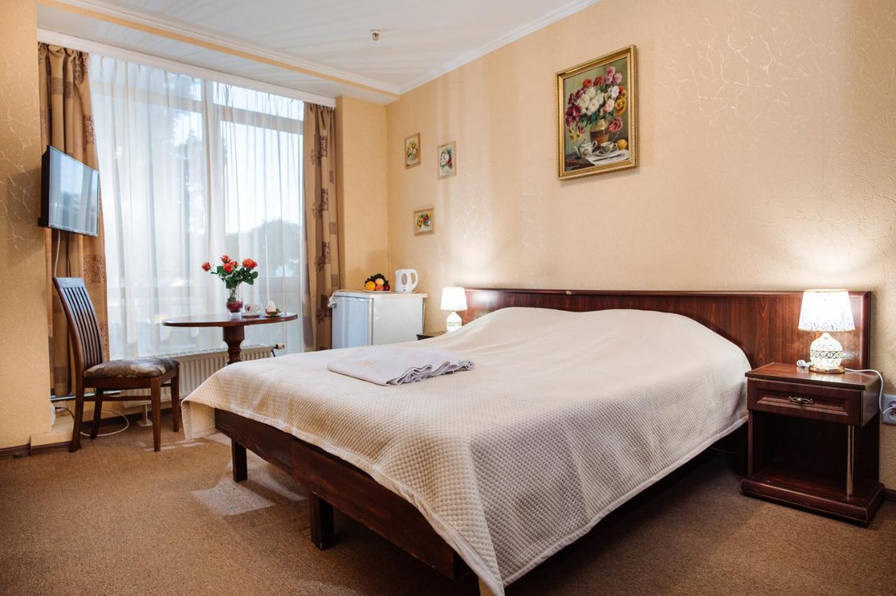 Club Ph Hotel Truszkavec Kültér fotó
