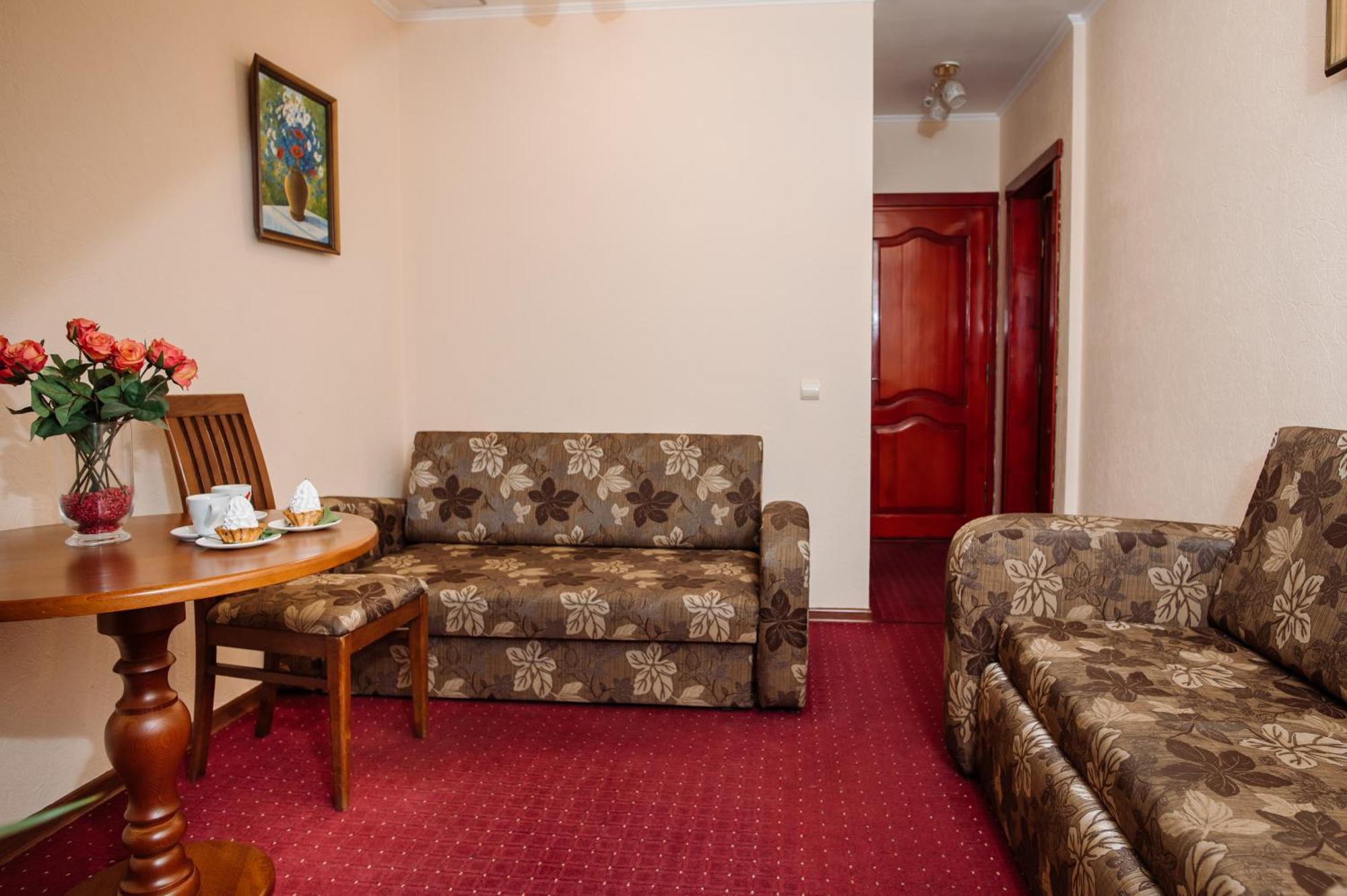 Club Ph Hotel Truszkavec Kültér fotó